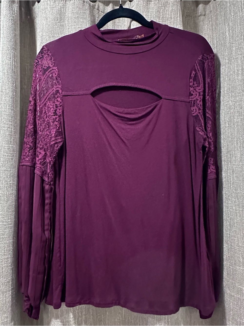 Bellini Long-Sleeve Lace Detail Top - Plum